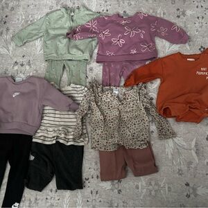 18 month girl clothes very lightly used, no stains.